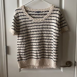 Gap sweater tee